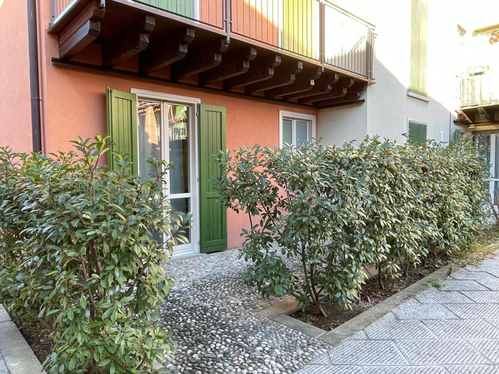 Dimora San Giulio Appartement Bonate Sotto Buitenkant foto